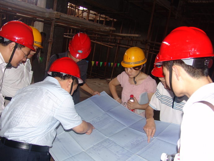 公司与公司基建处进行仙林工科实验大楼建设对接